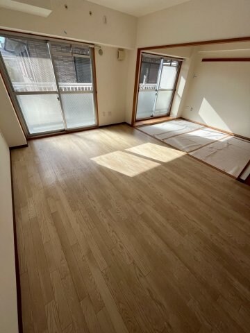 西宮北口駅 徒歩4分 2階の物件内観写真