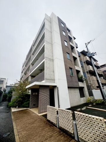 摂津本山駅 徒歩5分 1階の物件外観写真