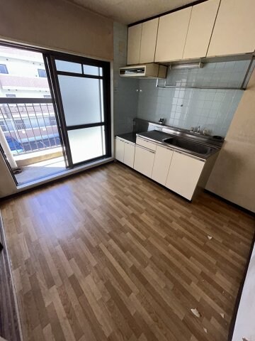 大石北町マンションの物件内観写真