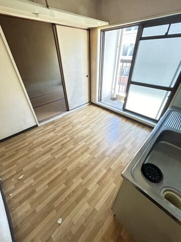 大石北町マンションの物件内観写真
