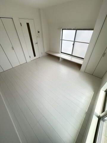 アクロス神戸灘アパートメントの物件内観写真