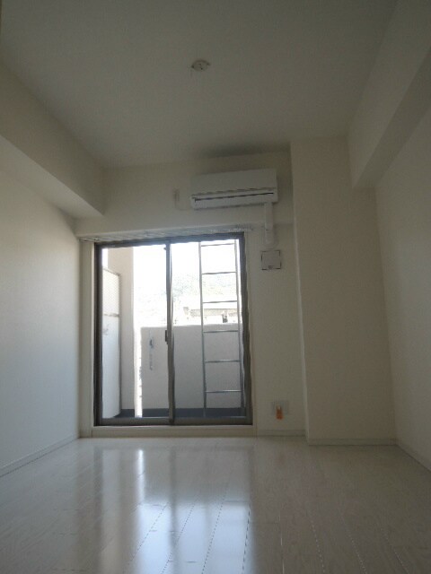 ファーストレジデンス三宮EASTの物件内観写真