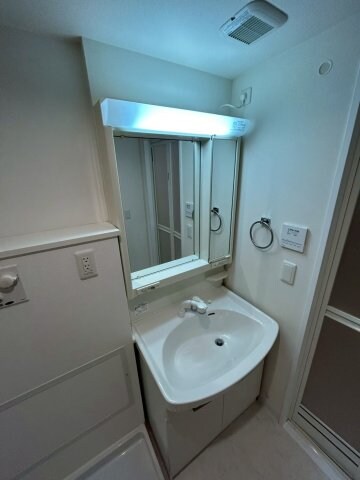 UR浜甲子園なぎさ街25号棟の物件内観写真