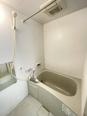 アクロス神戸灘アパートメントの物件内観写真