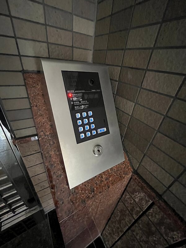 リーガル新神戸の物件外観写真