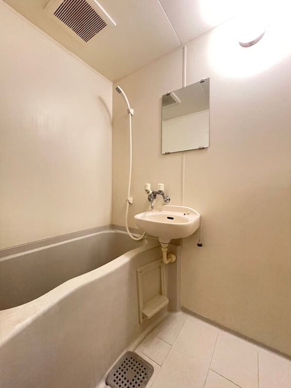 リーガル新神戸の物件内観写真