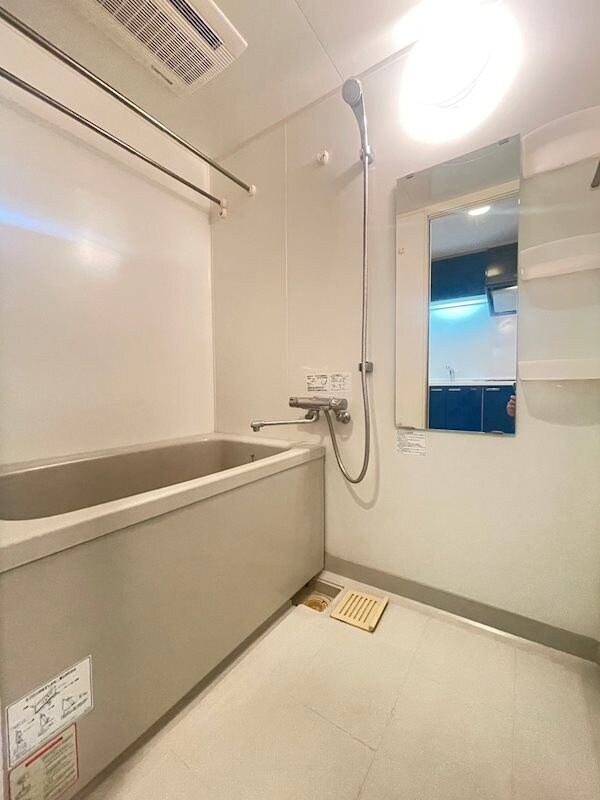 カスタリア三宮の物件内観写真