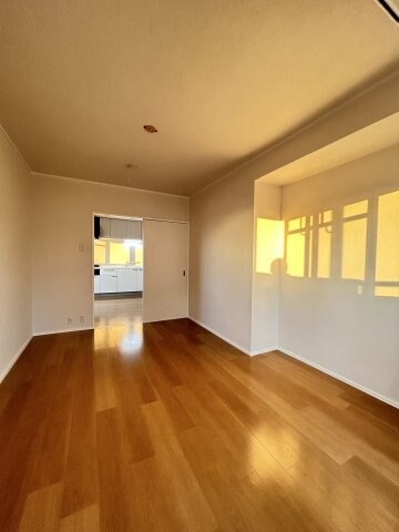 明石大窪住宅4号棟の物件内観写真