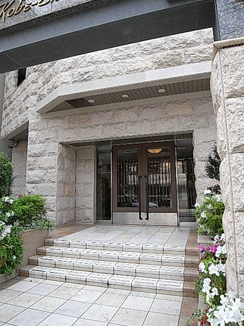 プレサンス神戸駅前グランツの物件外観写真