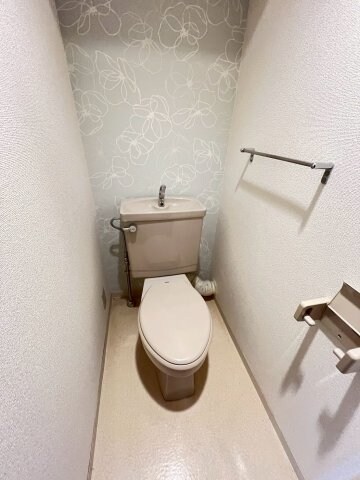 西宮駅 徒歩2分 4階の物件内観写真