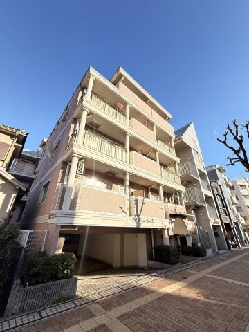 イルシオンド芦屋の物件外観写真