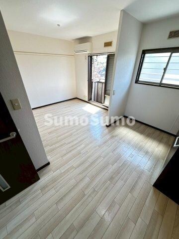 アーバン堂ノ前の物件内観写真