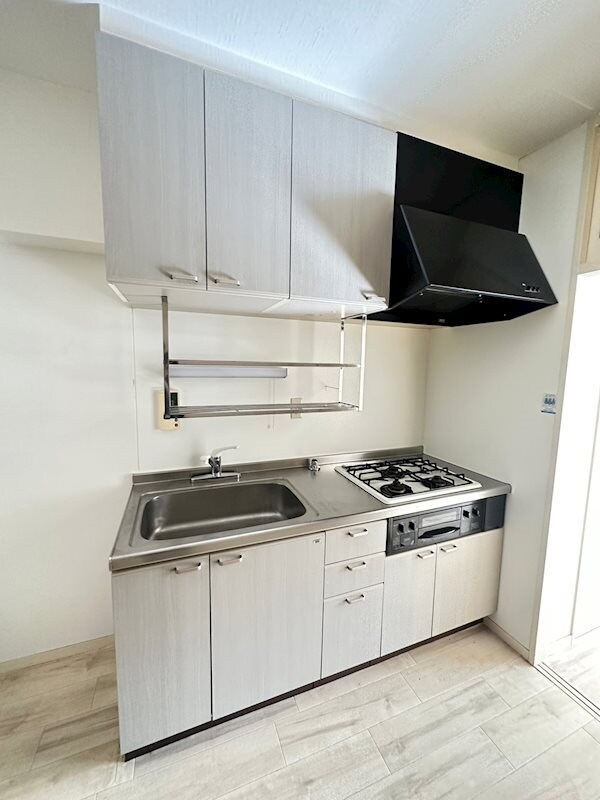 コスタレイ神戸三宮の物件内観写真