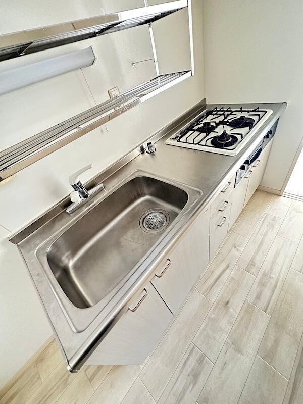 コスタレイ神戸三宮の物件内観写真