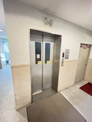 アミーグランコート三宮の物件外観写真