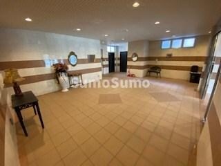 ウィズダムスクウェアの物件外観写真