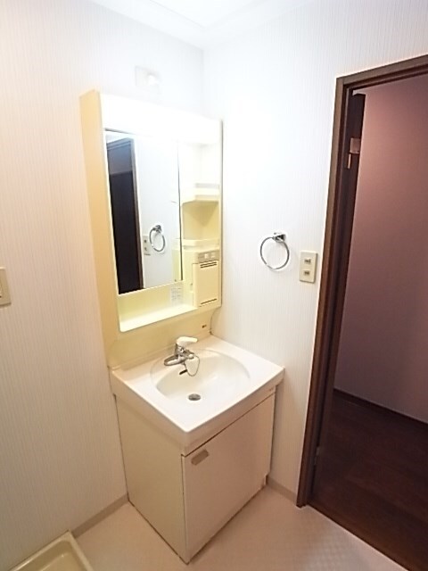 神戸駅 徒歩15分 2階の物件内観写真