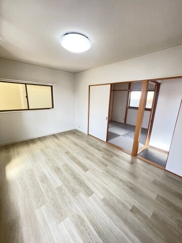 大石北町貸家の物件内観写真