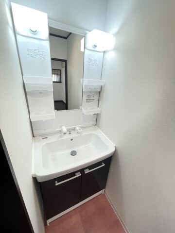 大石北町貸家の物件内観写真