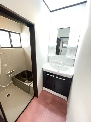 大石北町貸家の物件内観写真