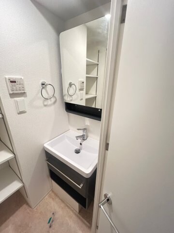 セレニテ神戸ミラクの物件内観写真