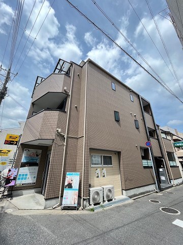 仁川駅 徒歩1分 3階の物件外観写真