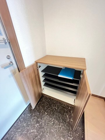 仁川駅 徒歩1分 3階の物件内観写真