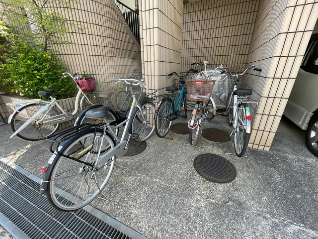 鳴尾・武庫川女子大前駅 徒歩15分 1階の物件外観写真