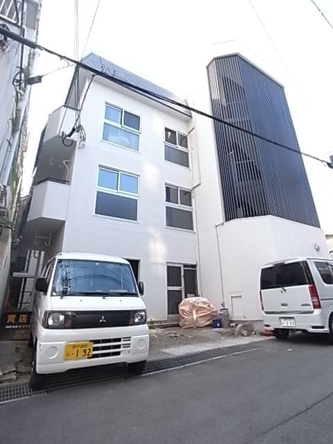 元町駅 徒歩7分 2階の物件外観写真