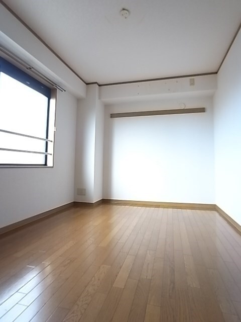 ラシュレ・ウエスト六甲の物件内観写真