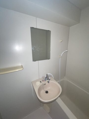 JUN中山手の物件内観写真