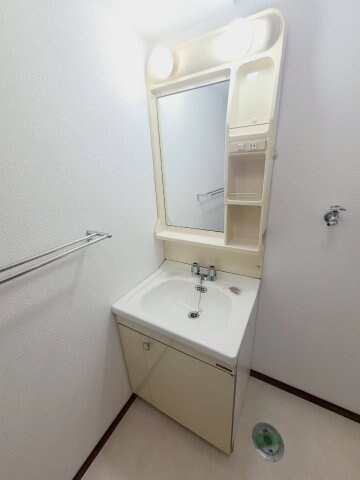 甲子園口駅 徒歩8分 3階の物件内観写真