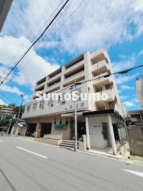 瑠璃甲東園の物件外観写真