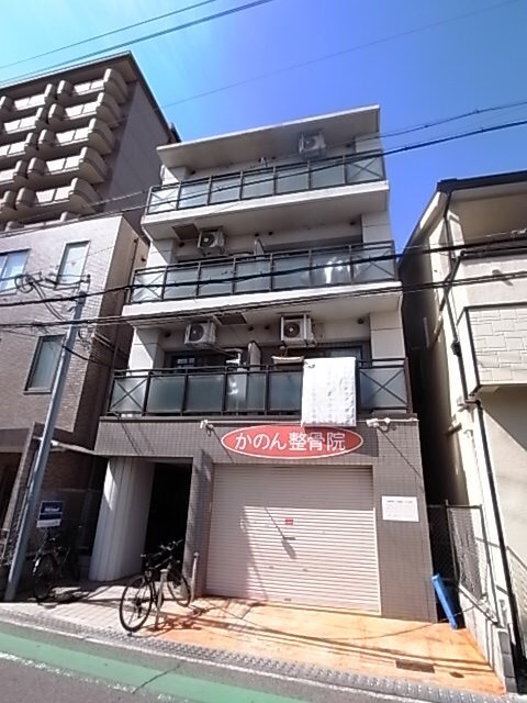 甲東園駅 徒歩1分 3階の物件外観写真