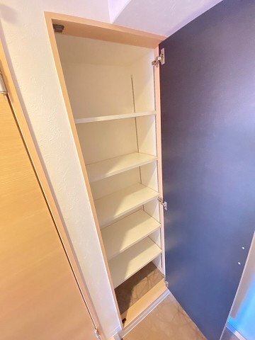 西宮駅 徒歩8分 4階の物件内観写真