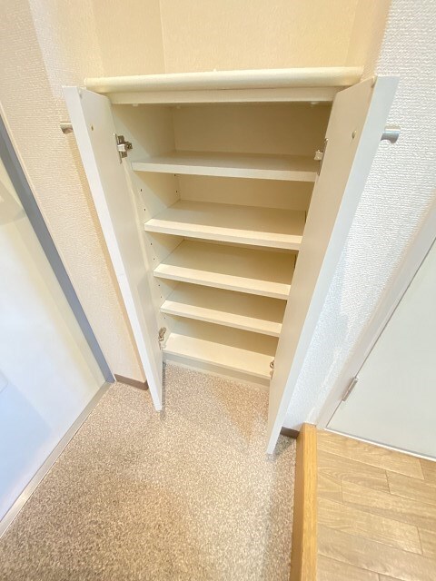 ユニテソリステ津門川の物件内観写真