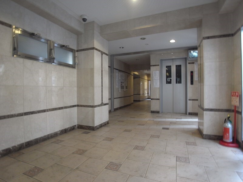 プレサンス神戸裁判所前の物件外観写真