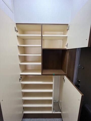 摂津本山駅 徒歩3分 4階の物件内観写真