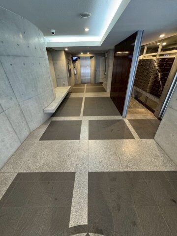 元町駅 徒歩3分 8階の物件外観写真