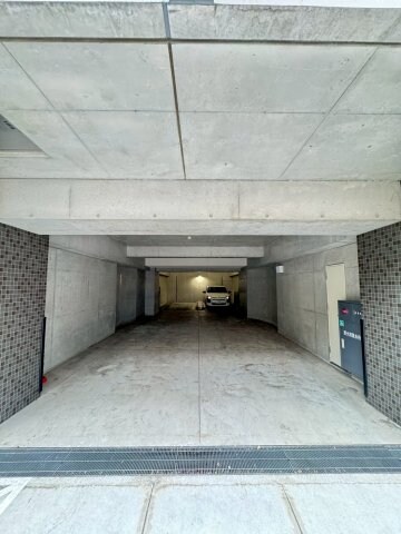 元町駅 徒歩3分 8階の物件外観写真