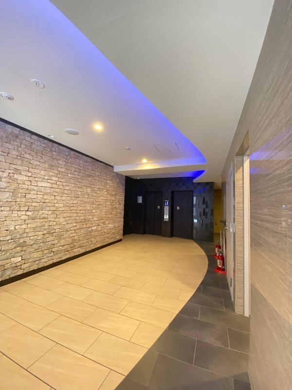 セレニテ神戸元町クレアの物件外観写真