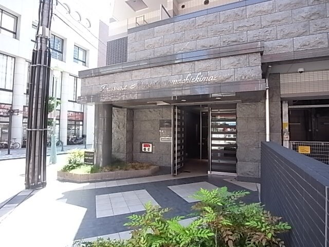 プレサンスみなと元町駅前の物件外観写真