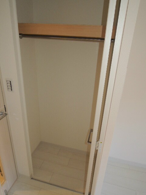 プレサンスみなと元町駅前の物件内観写真