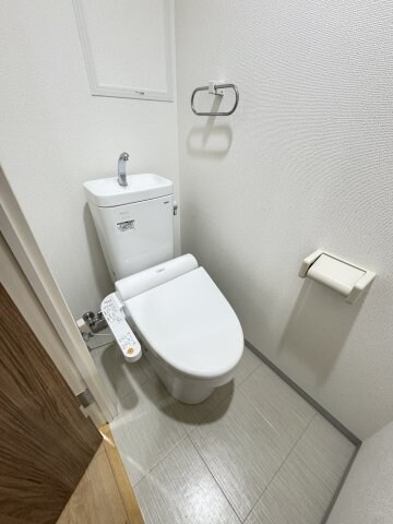 ウエストヒルズ大倉山の物件内観写真