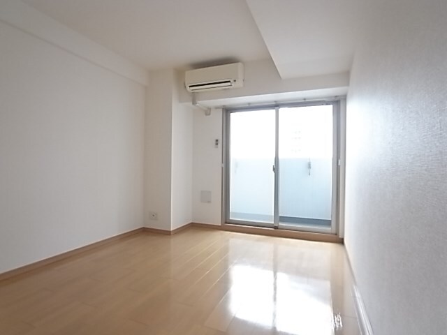 カスタリア三宮の物件内観写真