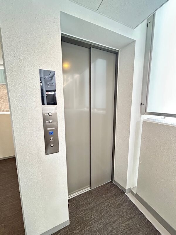 アドバンス三宮パルマの物件外観写真