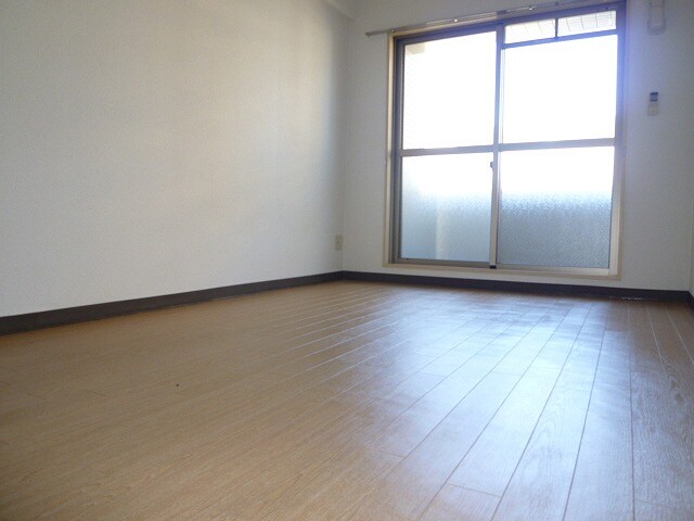 エスリード三宮の物件内観写真