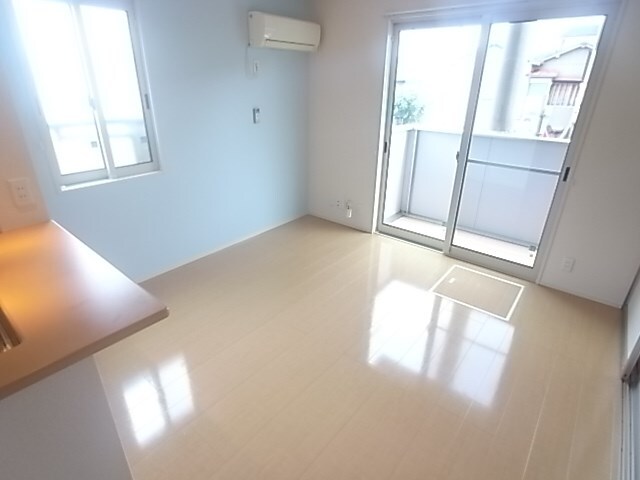 サニーレジデンスの物件内観写真