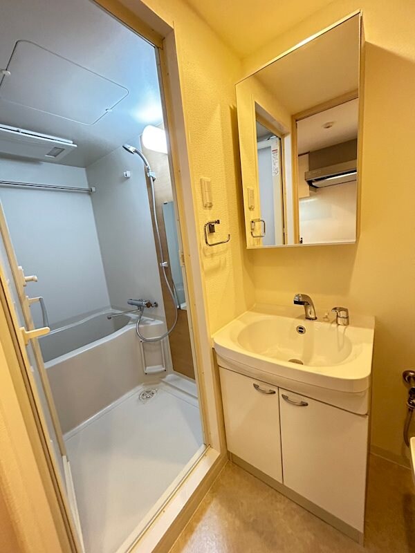 エステムコートみなと元町THE　FIRSTの物件内観写真