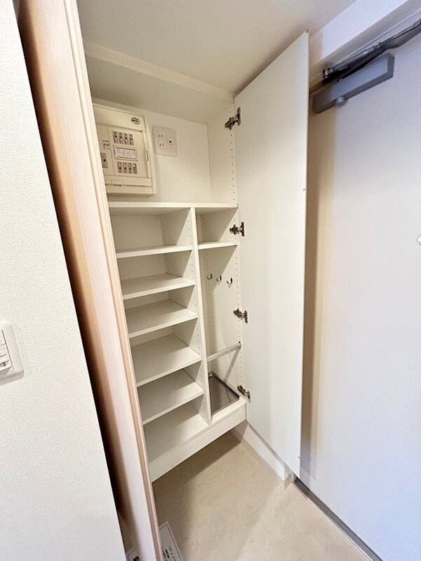 エステムコートみなと元町THE　FIRSTの物件内観写真